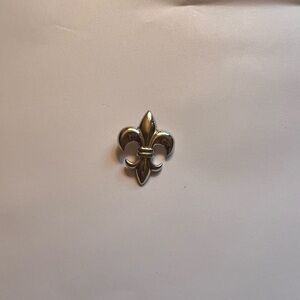Beautiful Sterling Silver 925 Fleur de lis Pendant.